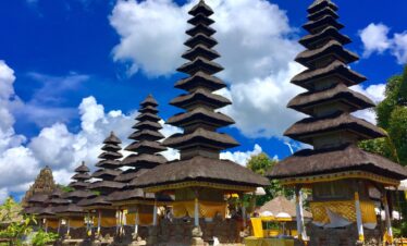 Discover Taman ayun temple in bali