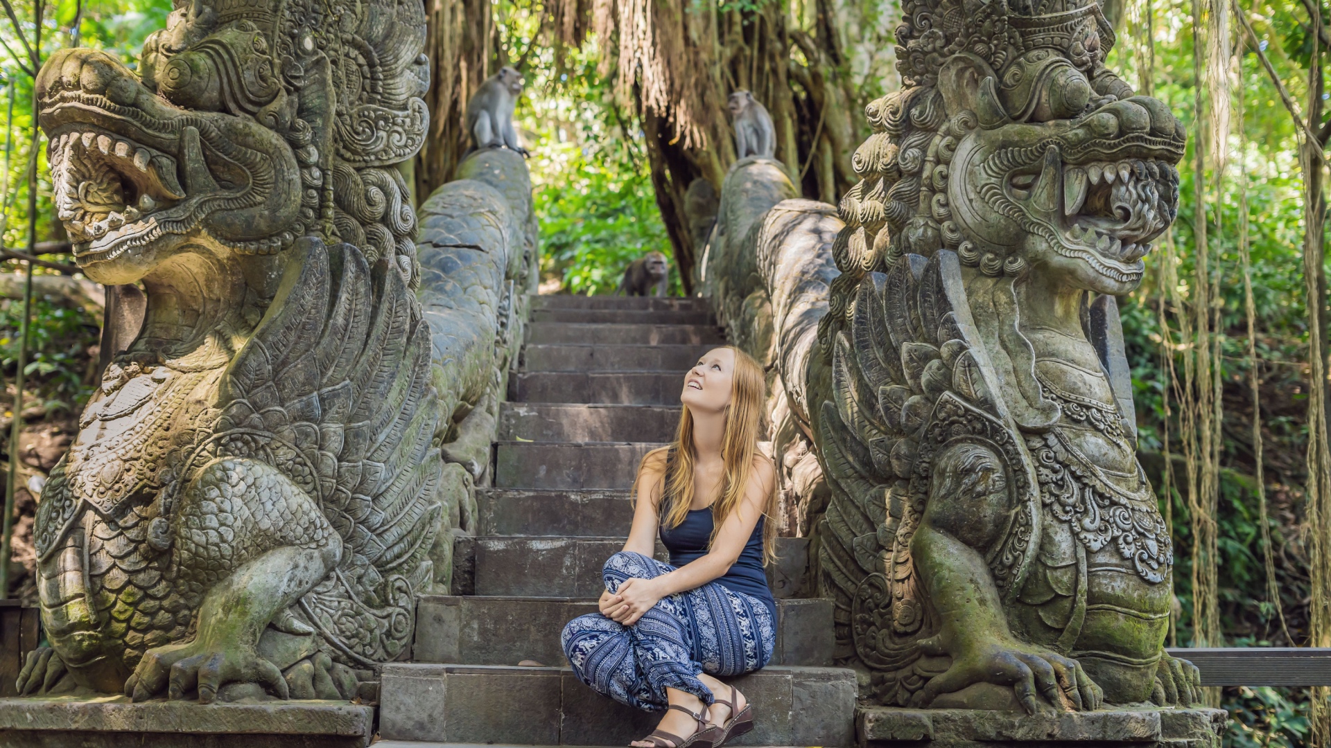 Discover Ubud monkey forest with Bali driver