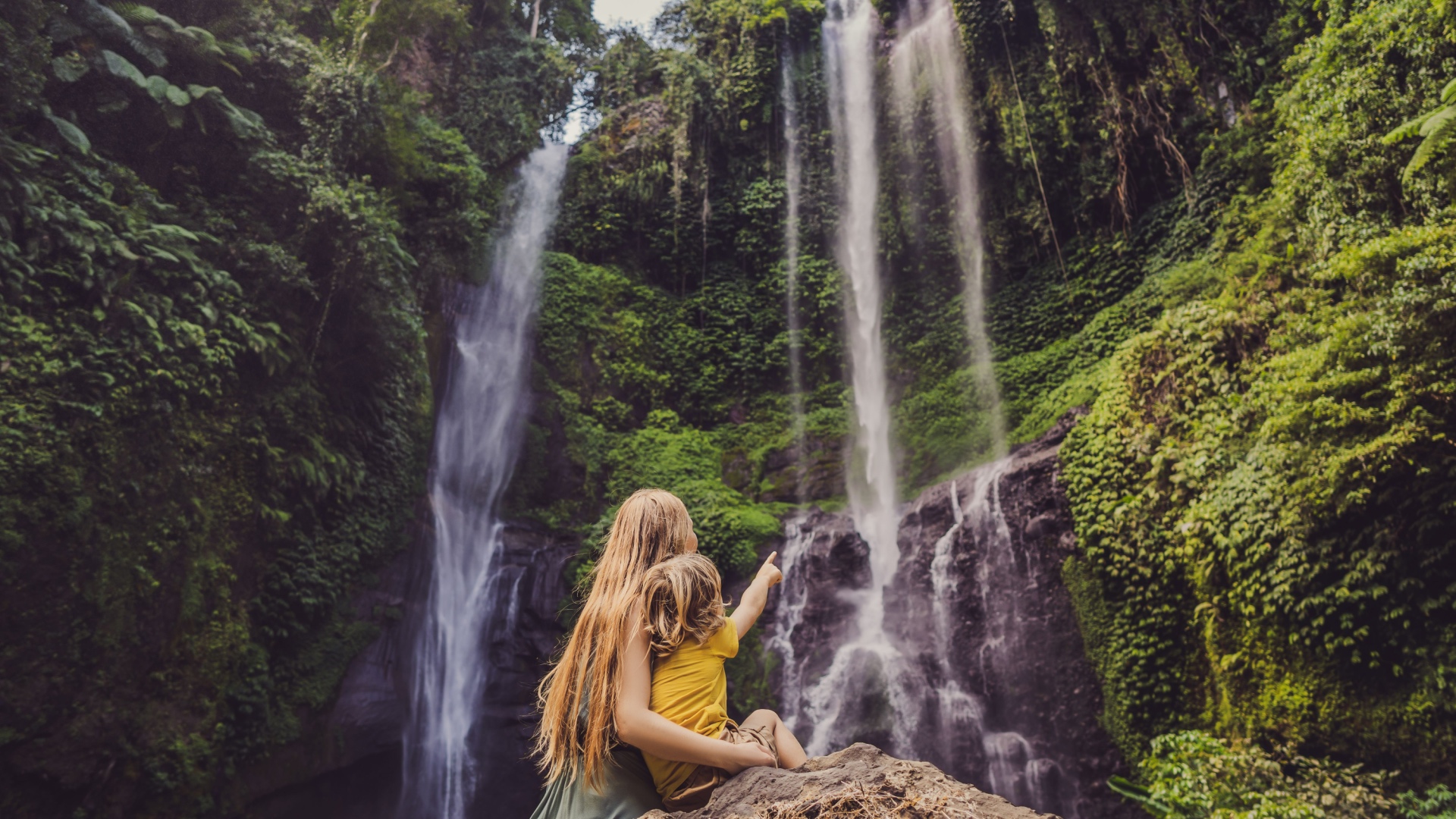 Discover best waterfall in Bali with private Bali driver