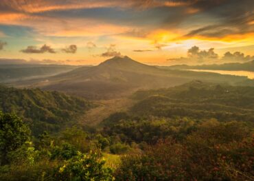 Discover sunrise of mount batur